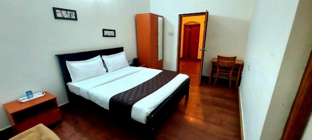 Room image 3