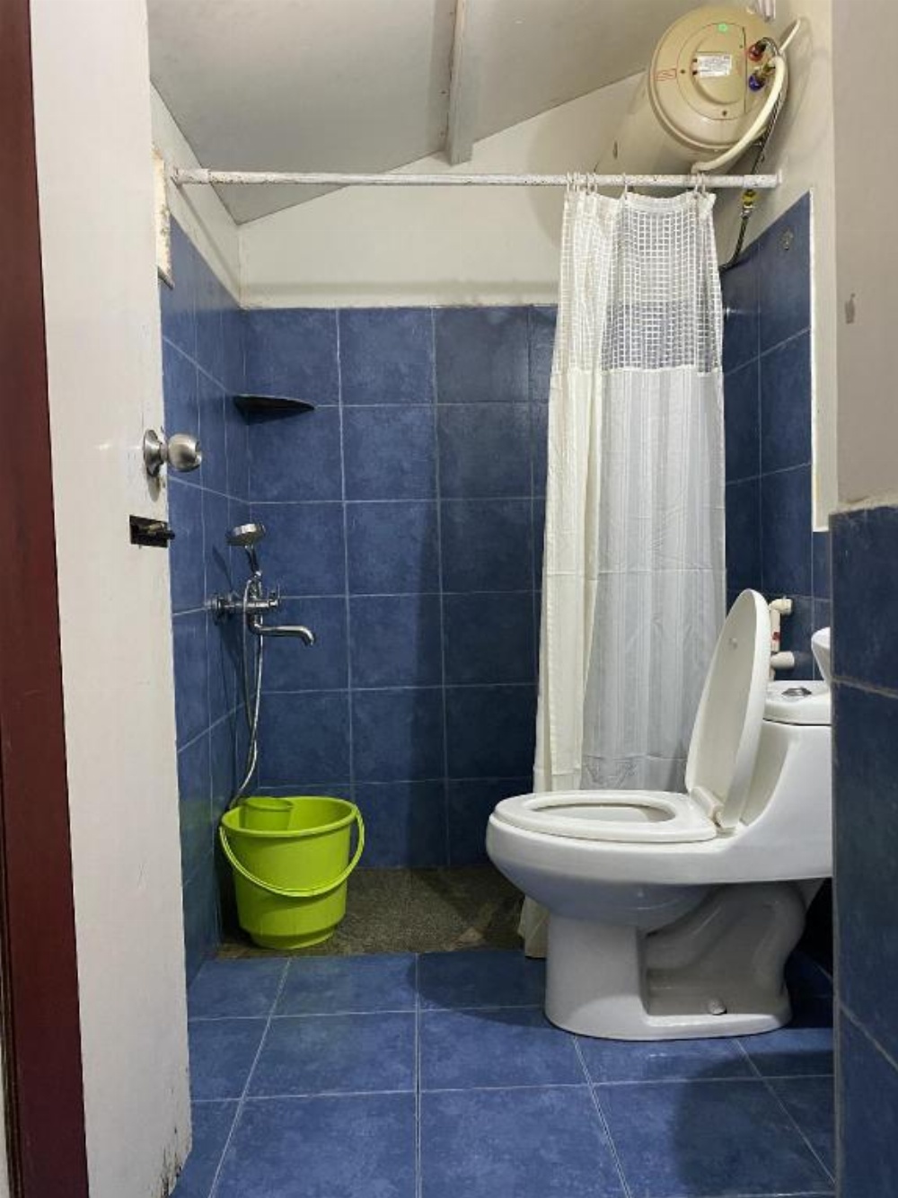 Room image 5